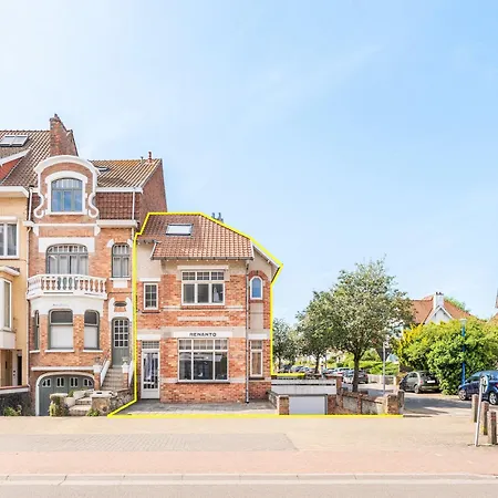 Renovated Near The Center And Beach, Cleaning Included Holiday home *